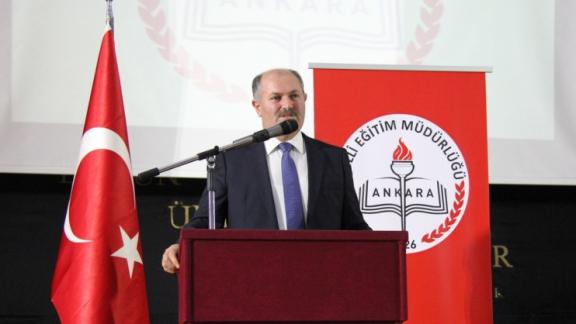 Ankara Millî Eğitim Müdürü Erol Bozkurt Okul Müdürlerine Hitap Etti